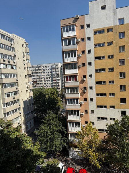 Dristor- chiar la metrou